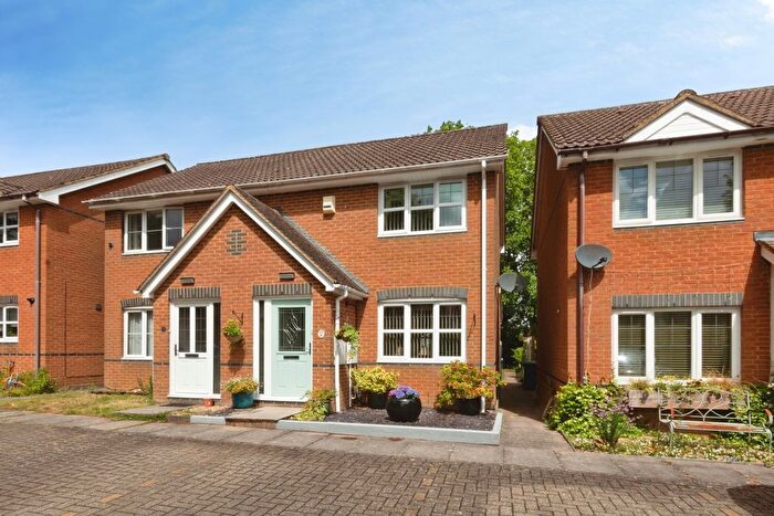 2 Bedroom Semi-Detached House For Sale In St. Thomas Close, Basingstoke, Hampshire, RG21