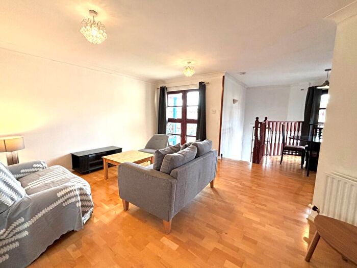 2 Bedroom Flat To Rent In East Werberside, Fettes Village, Edinburgh, EH4