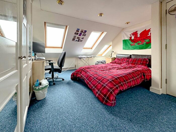 6 Bedroom Terraced House To Rent In Beverley Road, Horfield, Bristol, Somerset, BS7