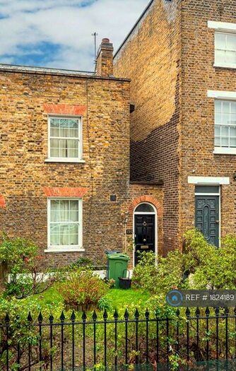 2 Bedroom End Of Terrace House To Rent In Kennington Lane, London, SE11