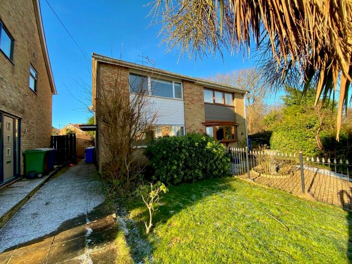 3 Bedroom Semi-Detached House To Rent In Normandy Avenue, Beverley, East Yorkshire, HU17