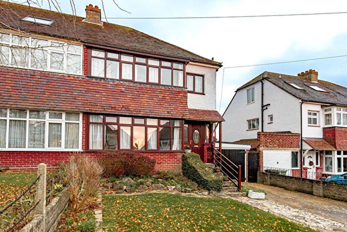 3 Bedroom Semi Detached House For Sale In Brecon Avenue, Drayton, PO6