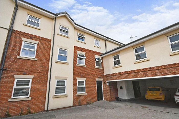 2 Bedroom Flat To Rent In Portland Street, Lincoln, LN5