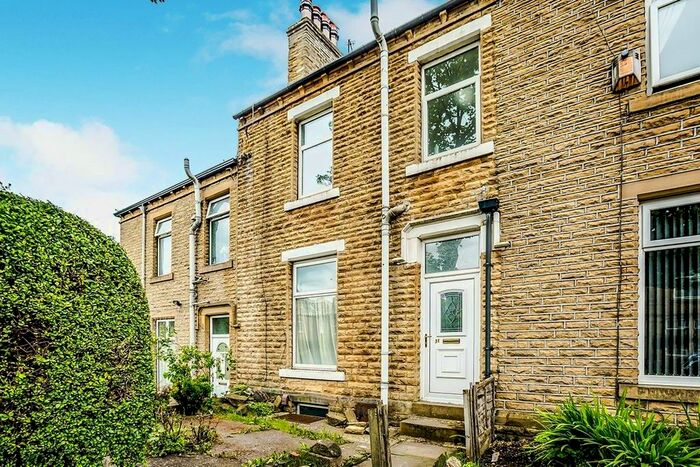 3 Bedroom Terraced House To Rent In Birkby Hall Road, Huddersfield, West Yorkshire, HD2