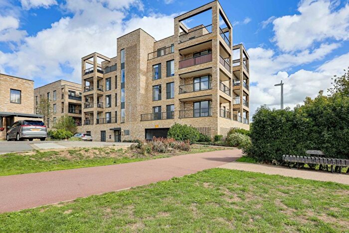 2 Bedroom Flat For Sale In Trumpington, Cambridge, CB2