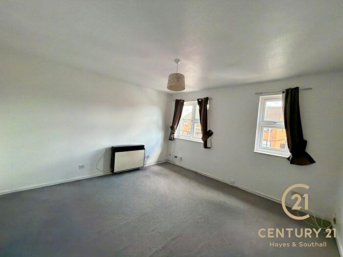 1 Bedroom Flat To Rent In Clarkes Drive, UB8