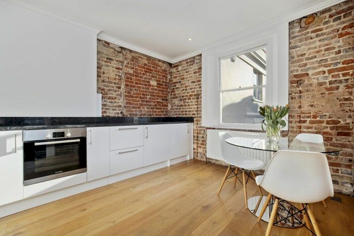 1 Bedroom Flat To Rent In High Street, Guildford, GU1