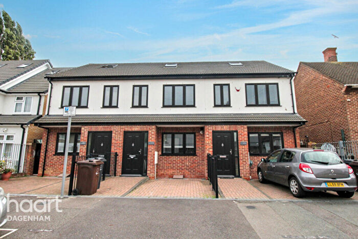 3 Bedroom Terraced House To Rent In Lillechurch Road, Dagenham, RM8