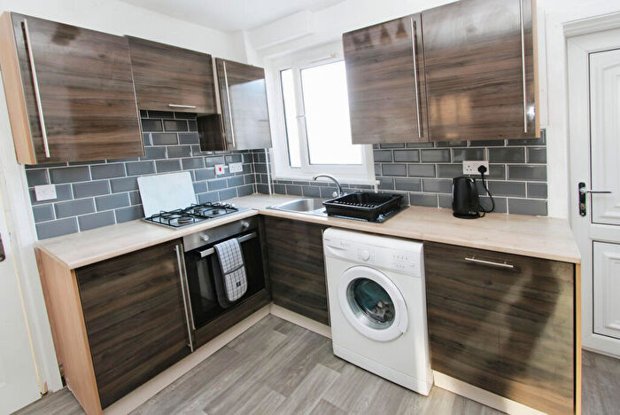 3 Bedroom Terraced House For Sale In Forrest Avenue, Hamilton, ML3