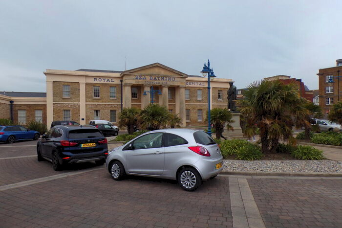 2 Bedroom Flat To Rent In Royal Sea Bathing, Westbrook, CT9