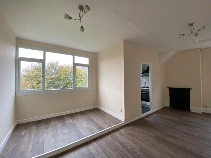 1 Bedroom Flat To Rent In Morland Avenue, Croydon, London, CR0