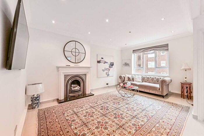 2 Bedroom Flat To Rent In Charlbert Street, St John's Wood, London, NW8