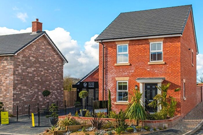 3 Bedroom Detached House For Sale In Lacey Avenue, Bideford, EX39