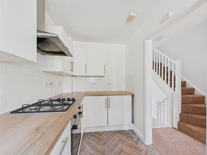 2 Bedroom End Of Terrace House To Rent In Pickersleigh Road, Malvern, WR14