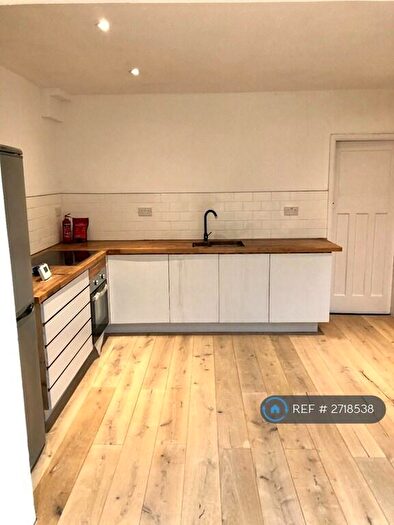 4 Bedroom Detached House To Rent In Trevenna Road, Bristol, BS3