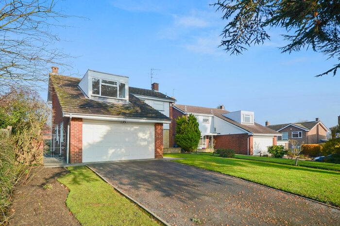 4 Bedroom House To Rent In Old House Close, Ewell, KT17