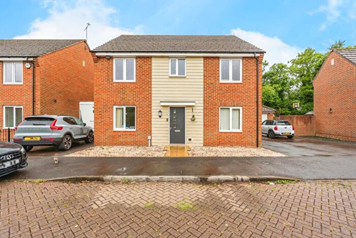 4 Bedroom Detached House For Sale In Pickwick Close, Totton, Southampton, Hampshire, SO40