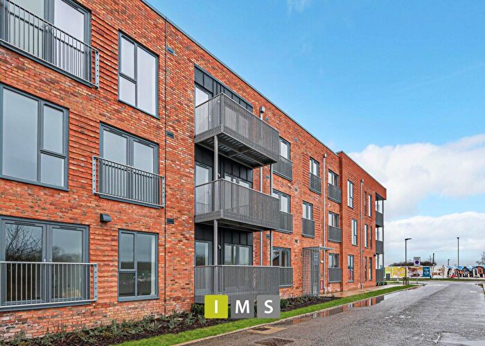 2 Bedroom Apartment To Rent In Roberts Drive, Ambrosden, OX25