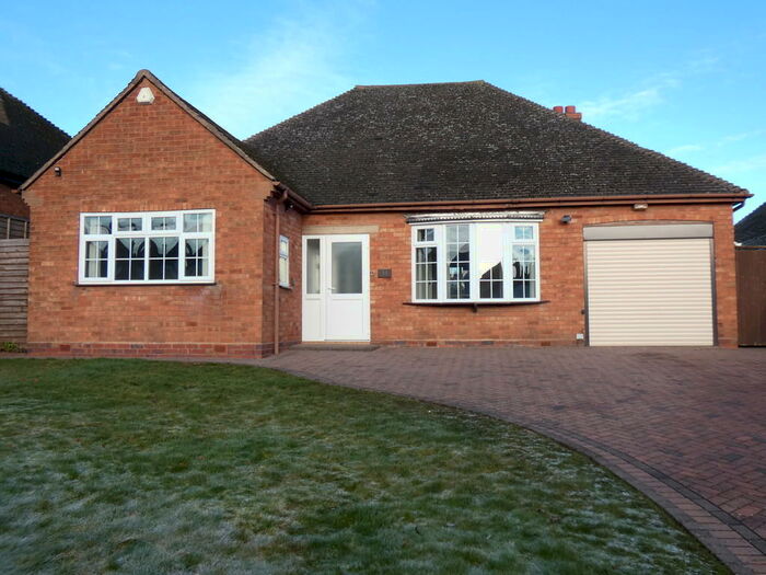 3 Bedroom Detached Bungalow To Rent In Morven Road, Boldmere, Sutton Coldfield, B73