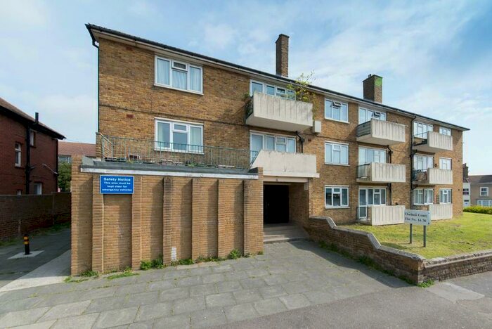 1 Bedroom Apartment To Rent In Margate Road, Ramsgate, CT11