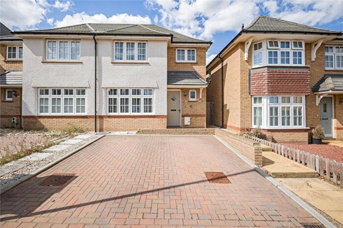 3 Bedroom Semi Detached House For Sale In Tickner Drive, Weldon, Ebbsfleet Garden City, Kent, DA10