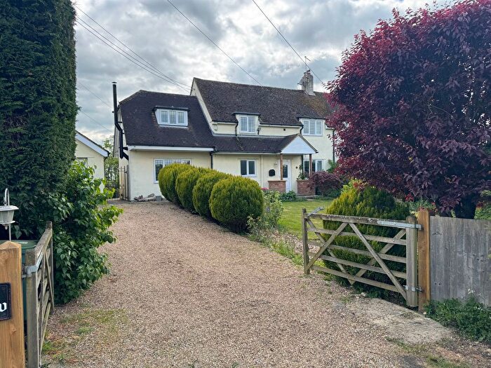 3 Bedroom Semi-Detached House For Sale In Thorn Road, Marden, TN12