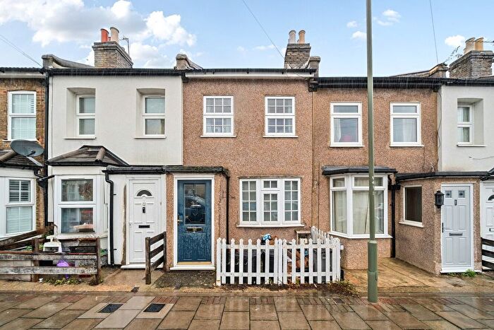 2 Bedroom Terraced House For Sale In Sultan Street, Beckenham, BR3