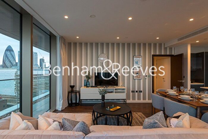 3 Bedroom Flat To Rent In Rosemary Place, Royal Mint Street, E1
