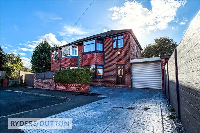 3 Bedroom Semi-Detached House For Sale In Nina Drive, Moston, Manchester, M40