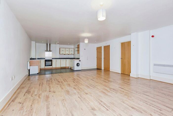 2 Bedroom Flat For Sale In Wimbledon Street, Leicester, Leicestershire, LE1