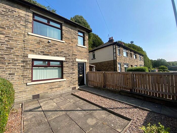 2 Bedroom Terraced House To Rent In Trinity View, Halifax, HX3