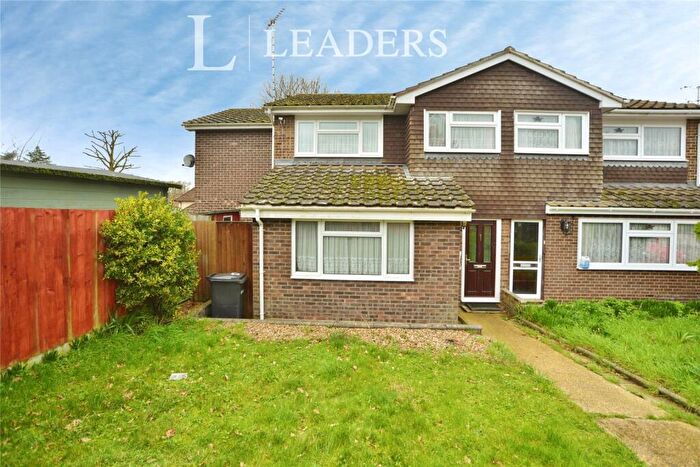 4 Bedroom Semi-Detached House For Sale In Marshall Close, Feering, Colchester, CO5