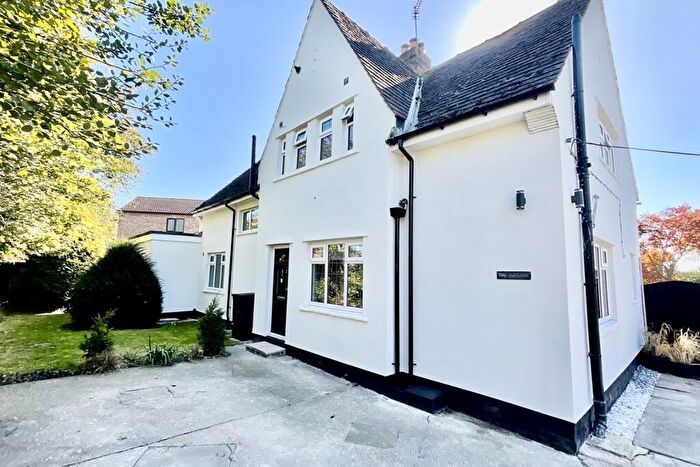 5 Bedroom Detached House For Sale In Worksop Road, Aston, Sheffield, Rotherham, S26