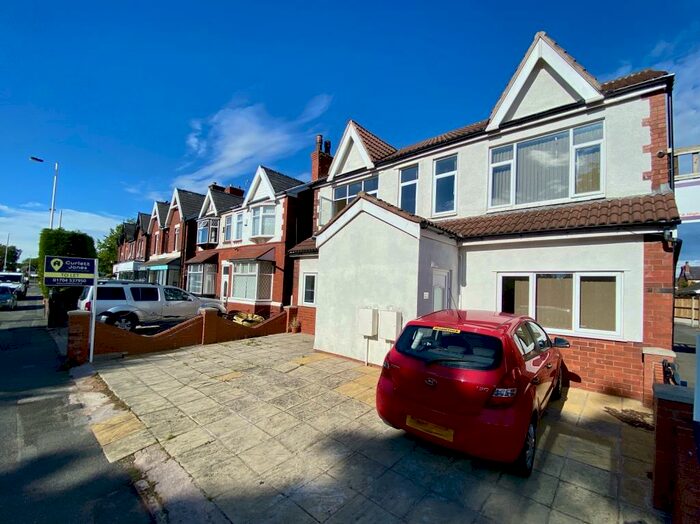 1 Bedroom Ground Flat To Rent In High Park Place, Southport, Merseyside., PR9