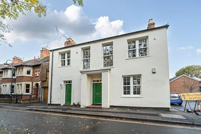 1 Bedroom Flat For Sale In Osney Island, Oxford, OX2