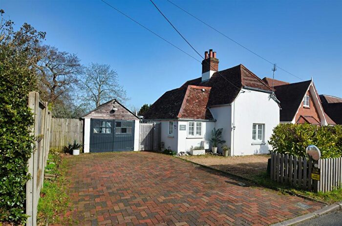 3 Bedroom Detached House For Sale In Bullen, Ryde, PO33