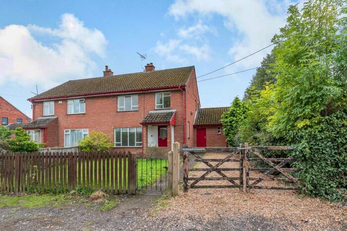 3 Bedroom Semi-Detached House For Sale In Calveley Farm Cottages, Long Lane, Calveley, Tarporley, CW6