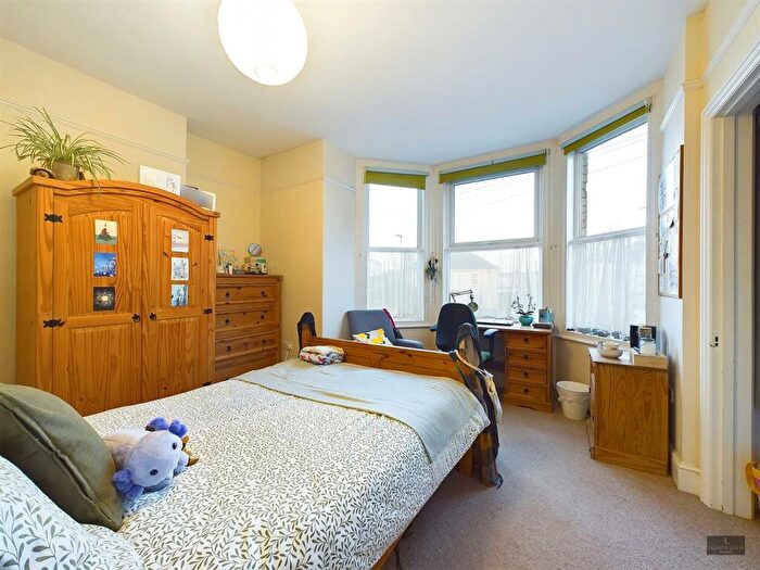 9 Bedroom House For Sale In Polsloe Road, Exeter, EX1
