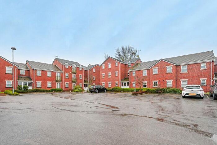 2 Bedroom Flat To Rent In Bridge Avenue, Ormskirk, L39