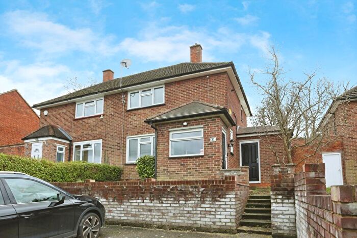 2 Bedroom Semi Detached House For Sale In Frimley Close, New Addington, Surrey, CR0