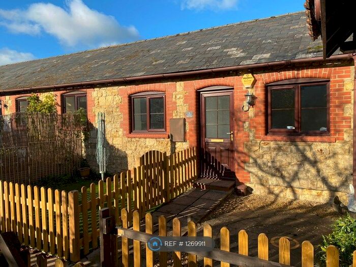 1 Bedroom Bungalow To Rent In Globe Orchard, Haselbury Plucknett, Crewkerne TA18