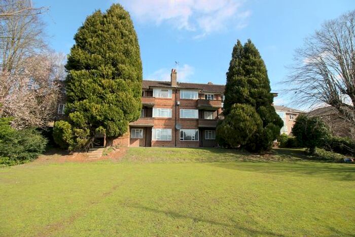 3 Bedroom Flat To Rent In Havenfield Court, Totteridge Road, High Wycombe, HP13