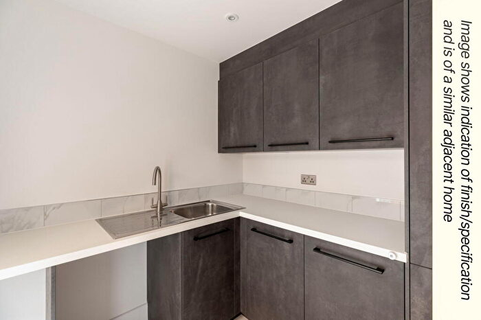 5 Bedroom Detached House For Sale In Chandlers Court, Long Marston, Tring, Hertfordshire, HP23