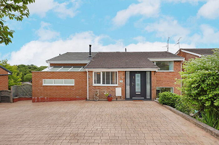 5 Bedroom Detached House For Sale In Gallery Lane, Holymoorside, Chesterfield, S42