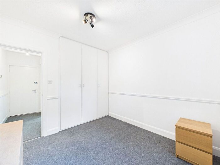 1 Bedroom Flat To Rent In Priory Way, Harrow, Middx, HA2