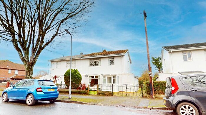 3 Bedroom Semi Detached House For Sale In Aberdulais Road, Cardiff, CF14