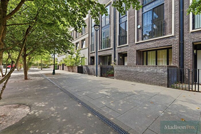 4 Bedroom End Terrace House To Rent In Villiers Gardens, Stratford, London, E20