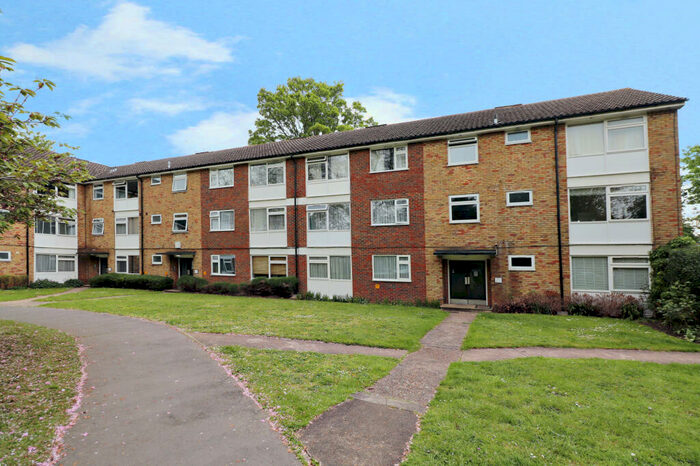 1 Bedroom Flat To Rent In Harleyford, Upper Park Road, Bromley, Kent, BR1