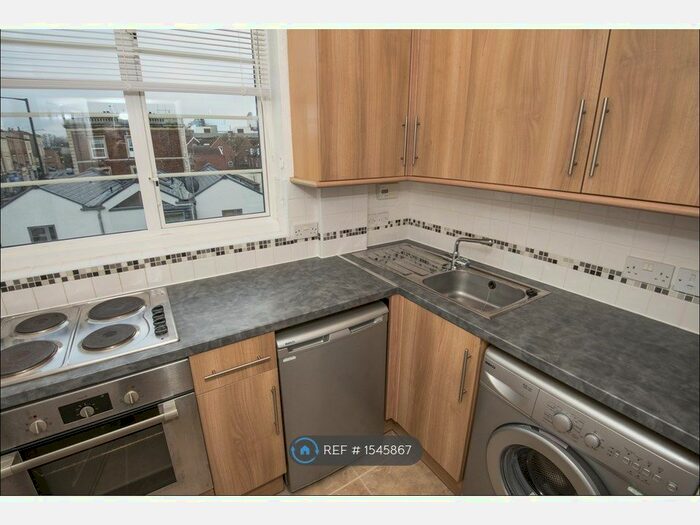 1 Bedroom Flat To Rent In Tyndalls Park Road, Bristol, BS8
