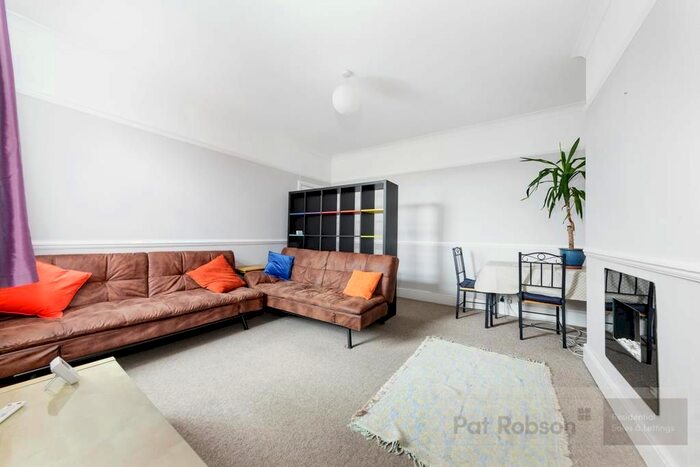 2 Bedroom Flat To Rent In Chillingham Road, Heaton, Newcastle Upon Tyne, NE6